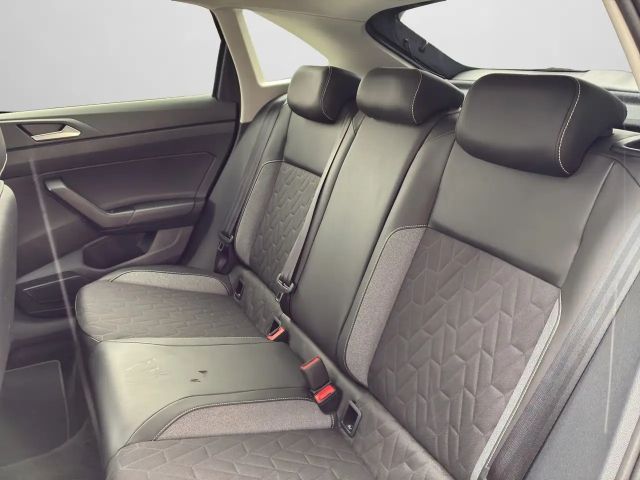 Volkswagen Taigo 1.0 TSI DSG