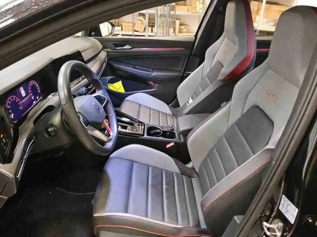 Volkswagen Golf GTI Style