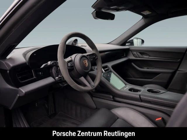 Porsche Taycan 4 Cross Turismo