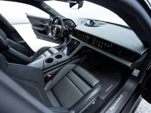 Porsche Taycan S Sport Turismo Turbo