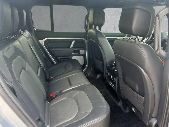 Land Rover Defender Dynamic HSE P400