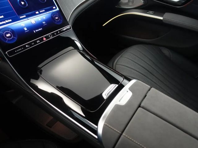 Mercedes-Benz EQS 450 Sedan