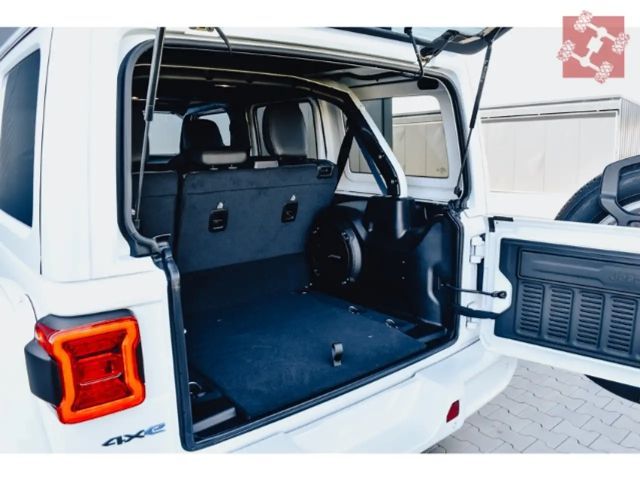 Jeep Wrangler Altitude