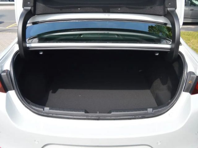 Mazda 3 Exclusive-line