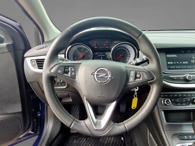 Opel Astra 1.5 Turbo Business Edition