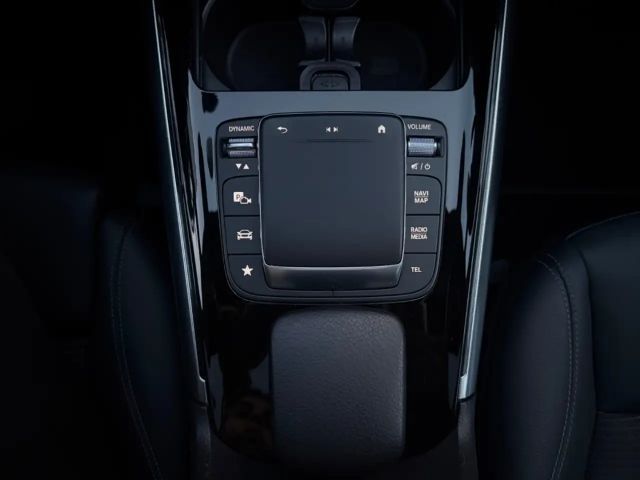 Mercedes-Benz GLA 200 7G-DCT *LED*Pano*Digital*MBux*SHZ*