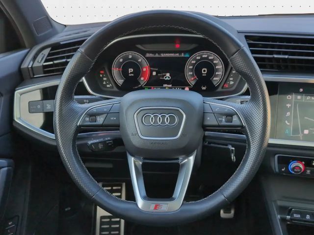 Audi Q3 40 TDI Quattro S-Line