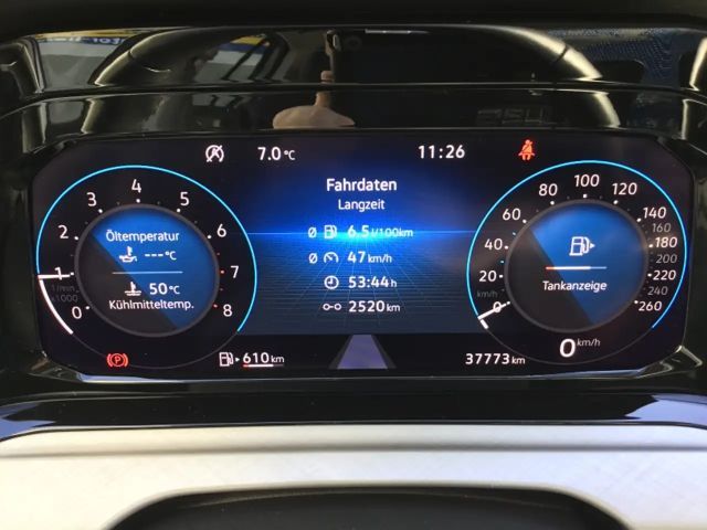 Volkswagen Golf Life