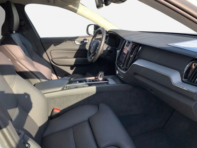 Volvo XC60 Dark Plus