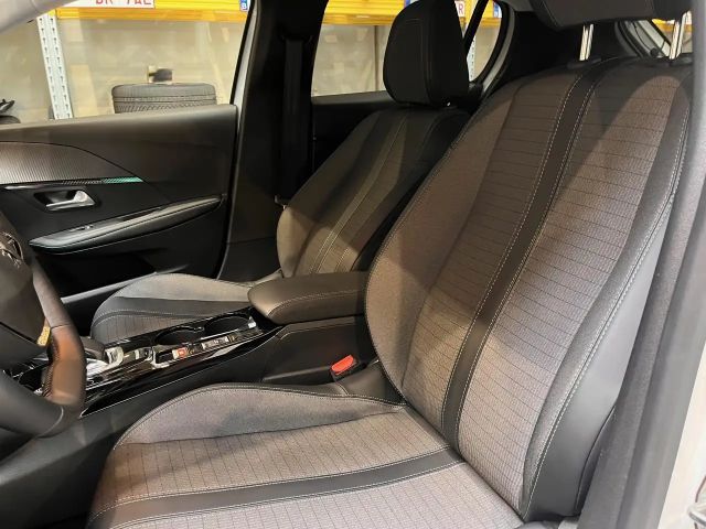 Peugeot E-208 Active Pack