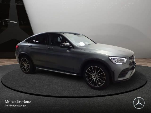 Mercedes-Benz GLC 300 4MATIC AMG Line Coupé