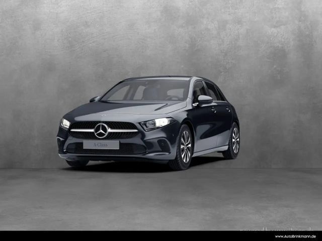 Mercedes-Benz A 180 A 180 Kompakt AHK/STANDHEIZUNG/MBUX/360°KAMERA