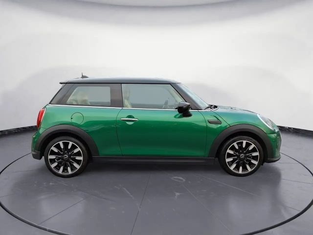 MINI Cooper Aut. Classic Trim *PDC*LED*DAB*Klima*Spor