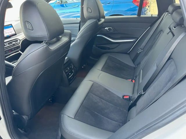 BMW 320 320d M-Sport Touring