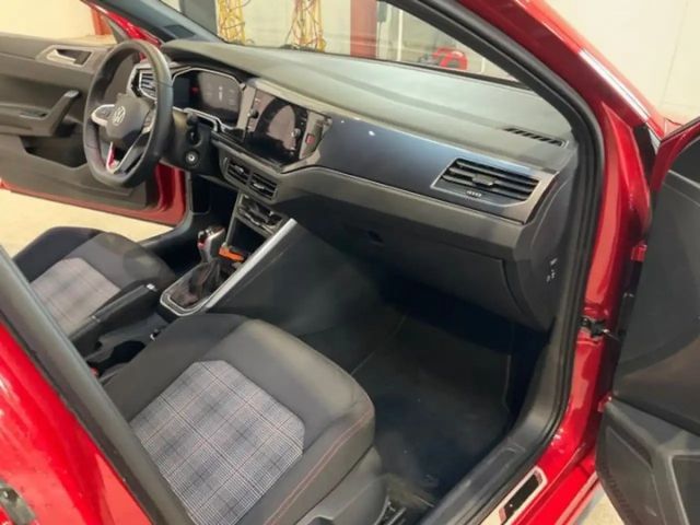 Volkswagen Polo 2.0 TSI DSG GTI