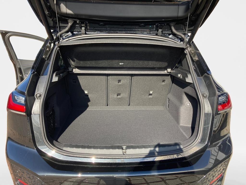 BMW 220 220i Active Tourer