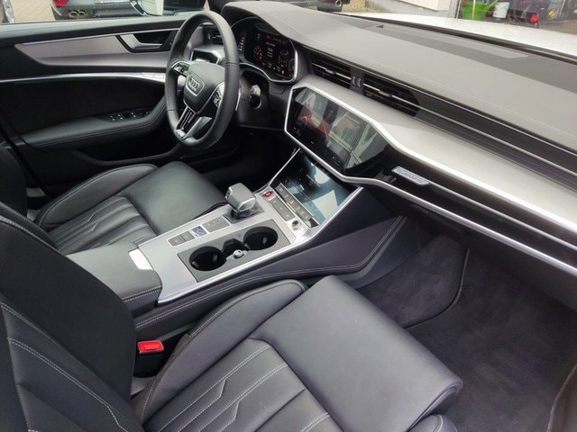 Audi S6 Avant Quattro