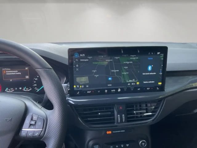 Ford Focus ST Line Wagon