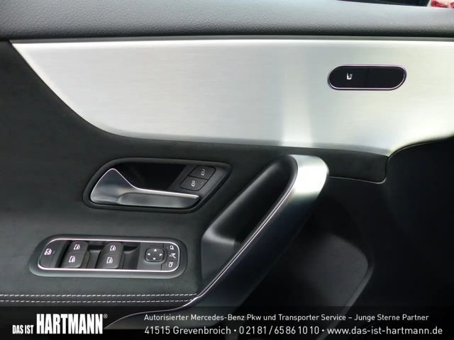 Mercedes-Benz A 180 AMG Line