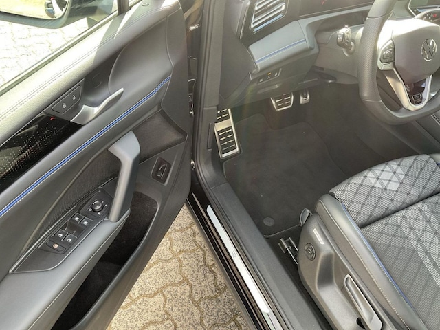 Volkswagen Tiguan 2.0 TDI 4Motion DSG R-Line