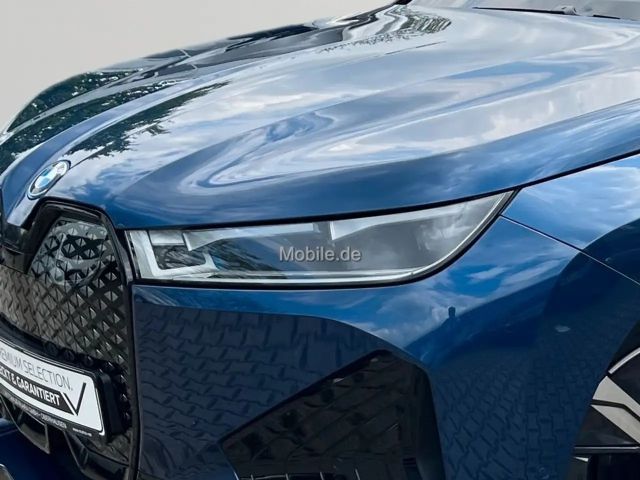 BMW iX xDrive40
