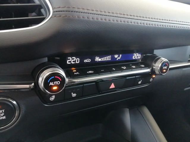 Mazda 3 Exclusive-line