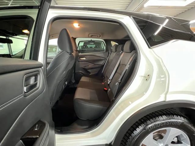 Nissan Qashqai 1.3 Connecta LED+KEYLESS+360°+ACC+VC.