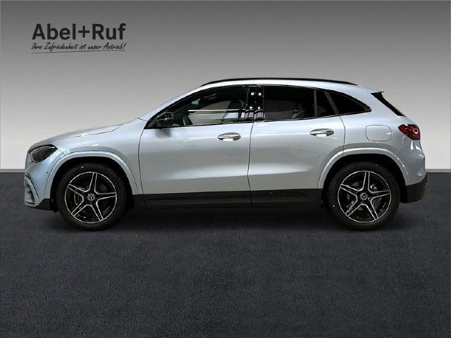 Mercedes-Benz GLA 200 AMG Line