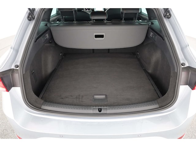 Seat Leon 1.5 eTSI FR-lijn Sportstourer