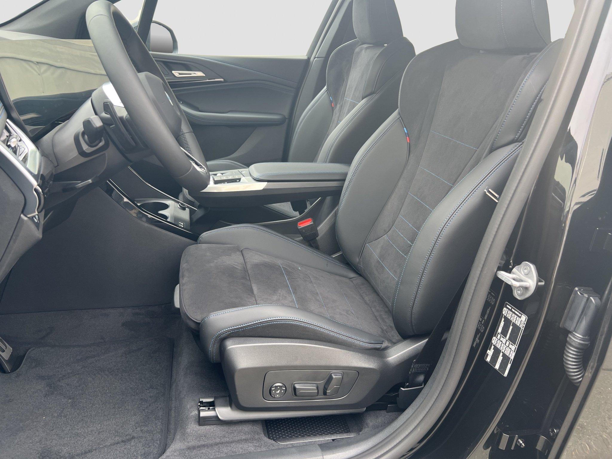 BMW 220 220i Active Tourer