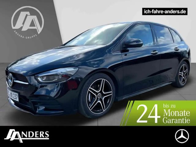 Mercedes-Benz B 180 AMG Line Sedan