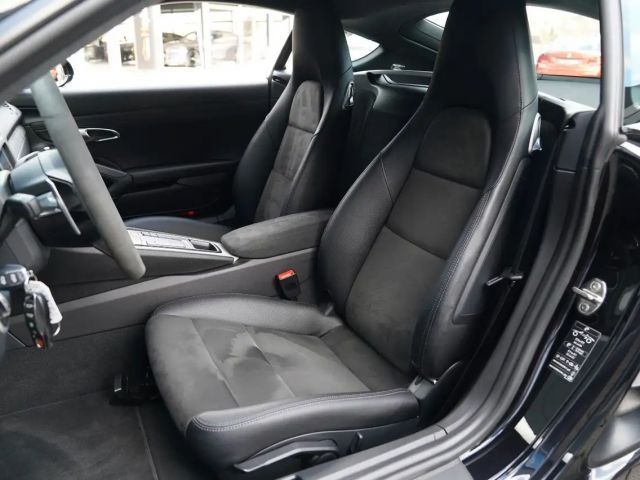 Porsche Cayman 718 Coupé