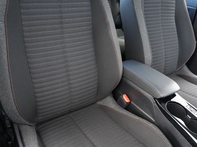 Peugeot E-208 Active Pack