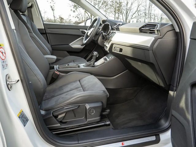 Audi Q3 35 TFSI S-Line