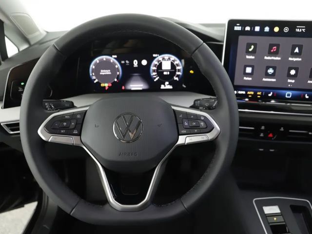 Volkswagen Golf Business DSG Variant