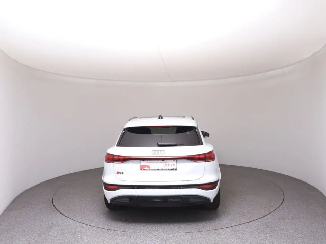 Audi Q6 e-tron Quattro