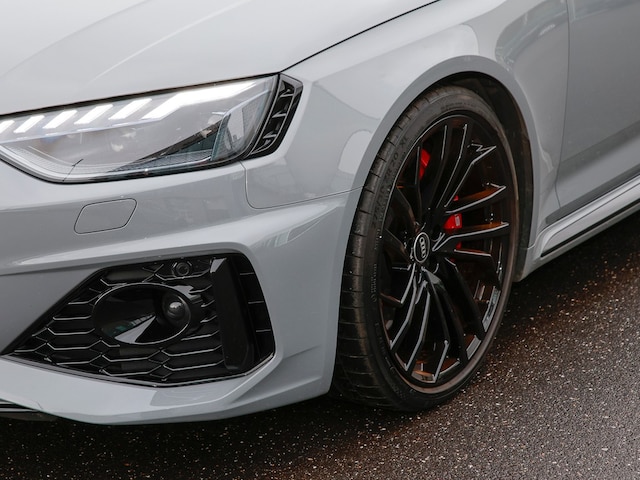 Audi RS4 Avant Quattro