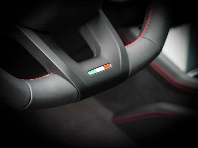 Lamborghini Urus SE Nero Helene, Style Pack High Gloss Black