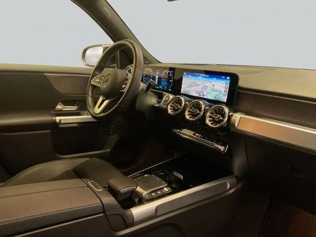 Mercedes-Benz EQB 250