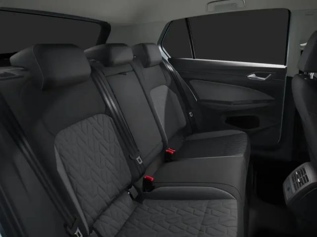 Volkswagen Golf 1.5 eTSI DSG Golf VIII Life