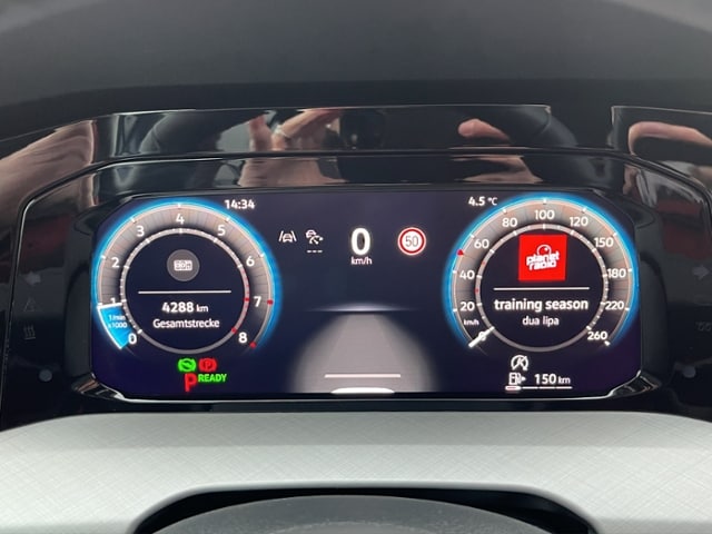 Volkswagen Golf 1.5 eTSI DSG Golf VIII Life