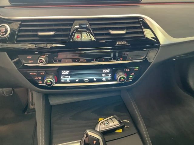 BMW 540 540d M-Sport Touring xDrive