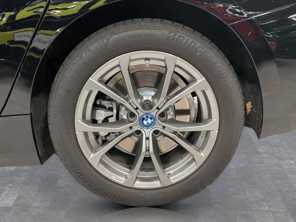 BMW 330 330e Touring