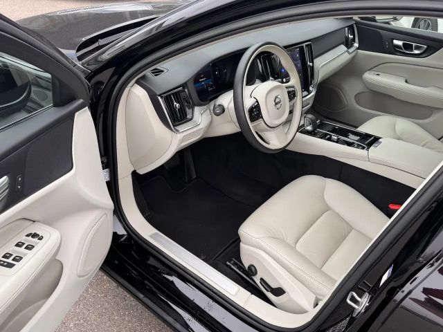 Volvo V60 AWD Recharge T6