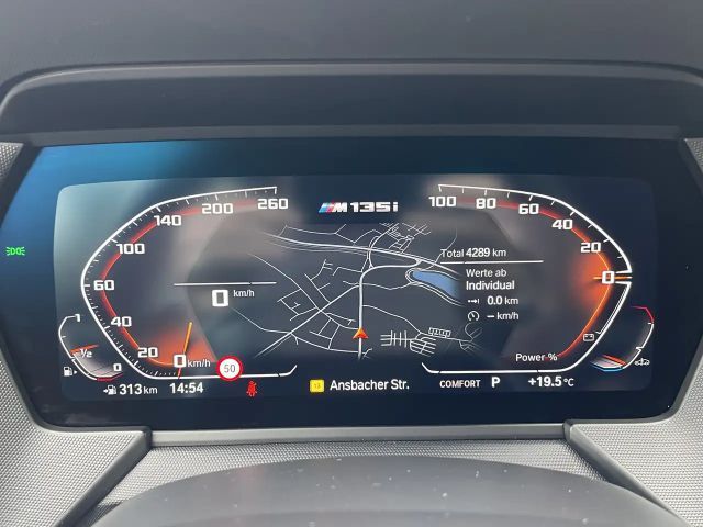 BMW 135 Sedan xDrive