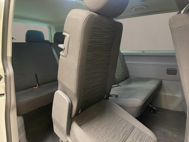 Volkswagen Caravelle 2.0 TDI Comfortline T6