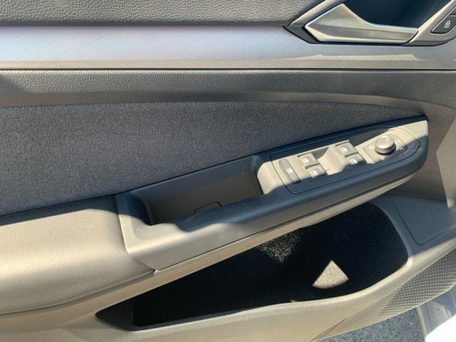 Volkswagen Golf 1.5 TSI Golf VIII Life