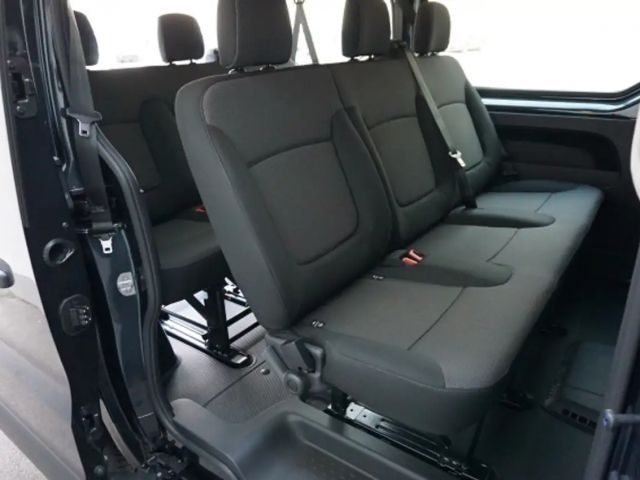 Nissan Primastar Primastar PKW acenta 9-sitzig