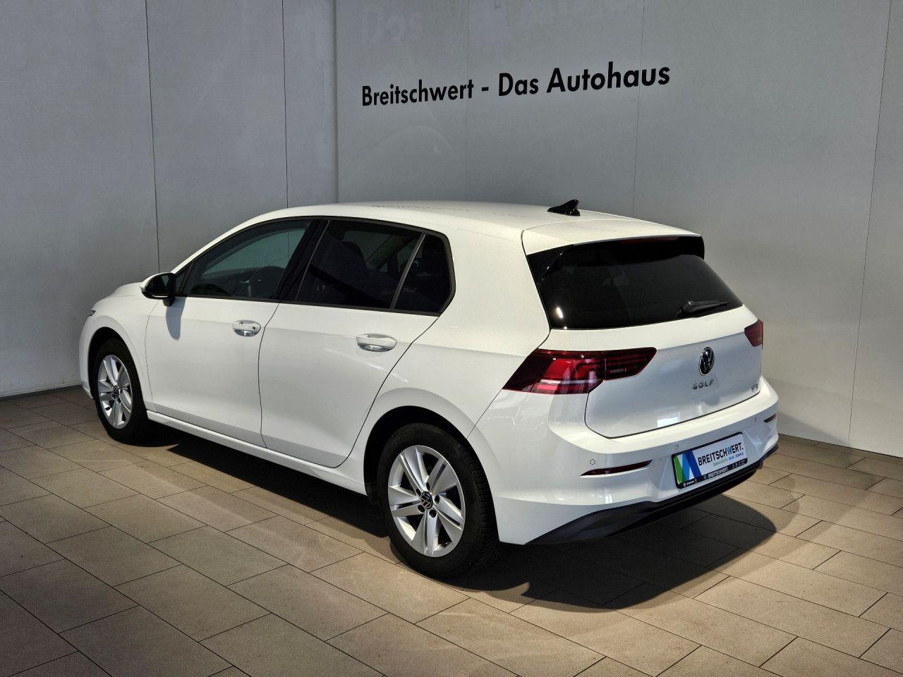 Volkswagen Golf 1.5 eTSI DSG Life