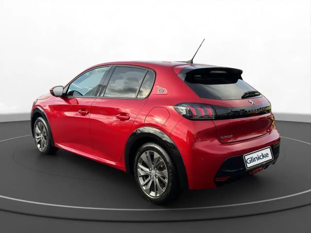 Peugeot 208 Allure Pack
